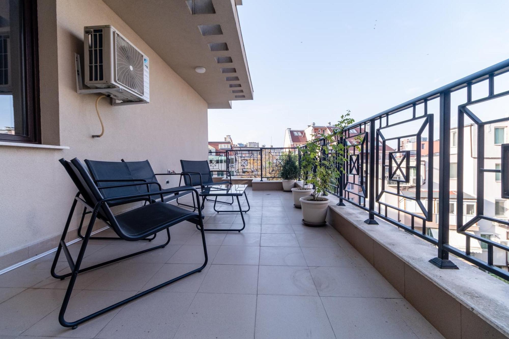 1-Bedroom Apartment With Free Private Parking Plowdiw Exterior foto